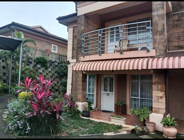 4 BEDROOM TOWNHOUSE FOR SALE IN SHERWOOD